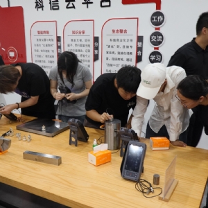 校企攜手共探技術前沿 | 貴州理工學院師生一行到訪科電儀器參觀交流